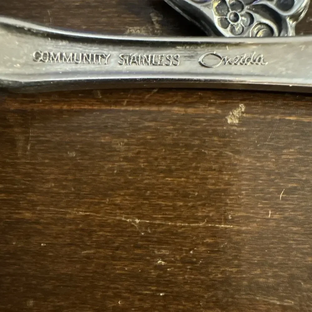 8 Tablespoons - Oneida Community Louisiana Stainless Flatware